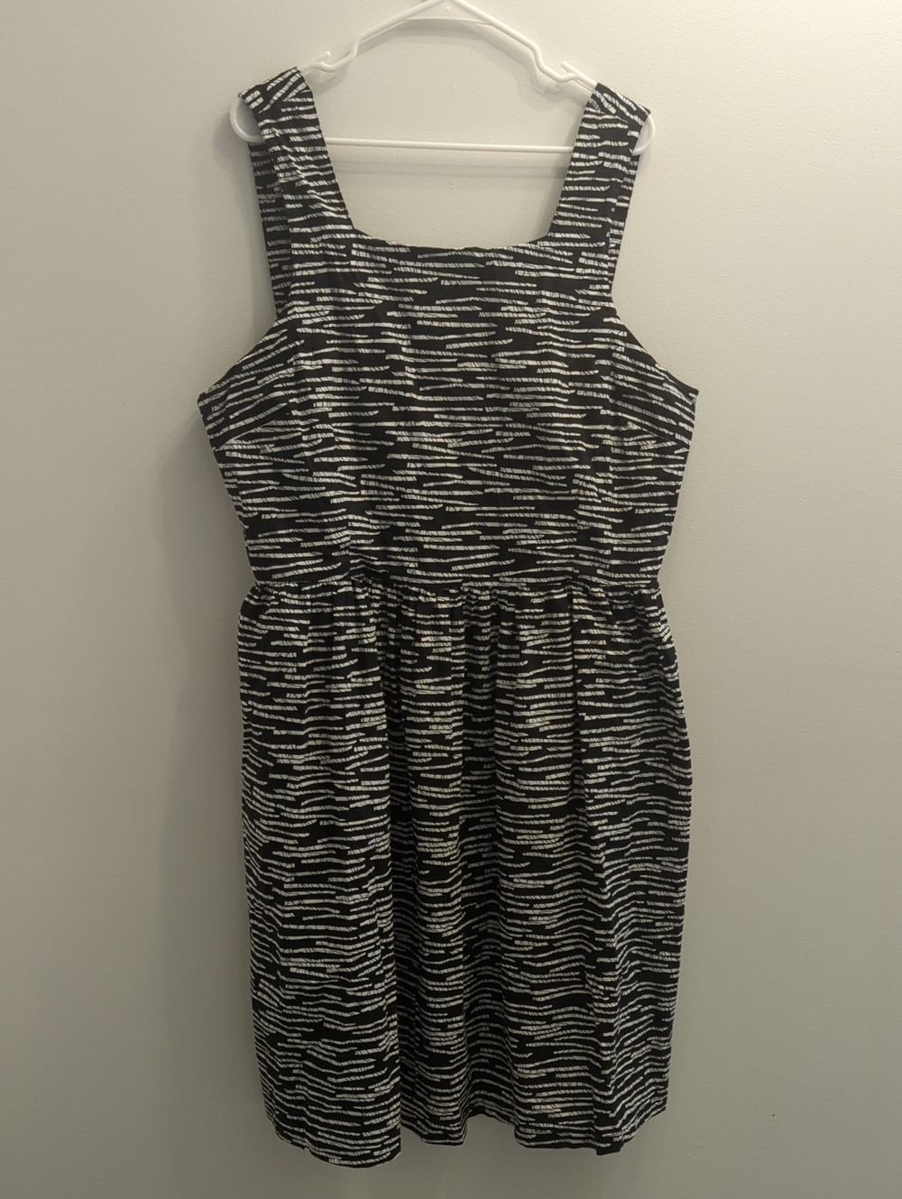 Joanie × Horrockses Black and White Patterned Sleeveless Women's Dress, US 18